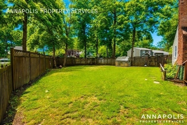 Building Photo - 449 Alfreton Ct