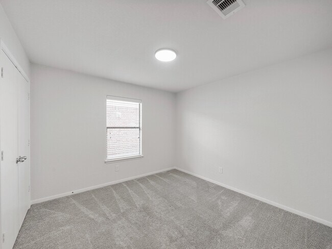 Building Photo - 21354 Beacon Springs Lane