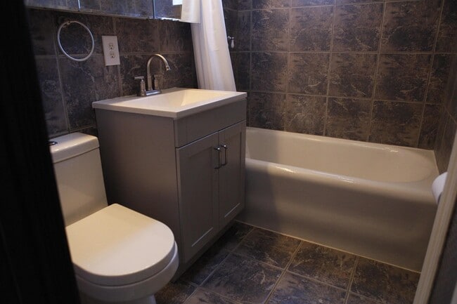 Building Photo - 6015 JFK Blvd E