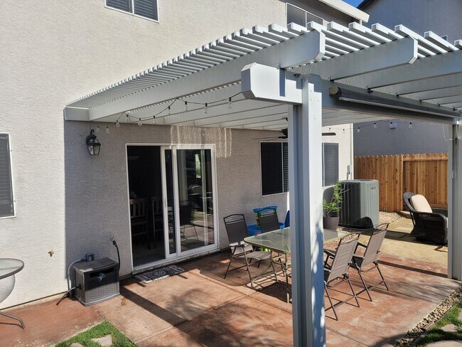 Building Photo - 108 Eagles Roost Ct