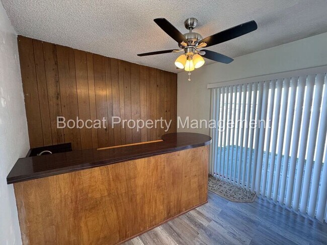 Building Photo - 5229 Silver Sage Dr