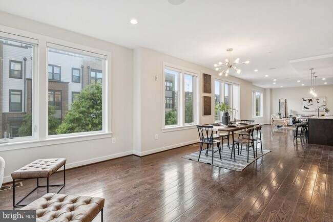 Building Photo - 8091 Red Hook St