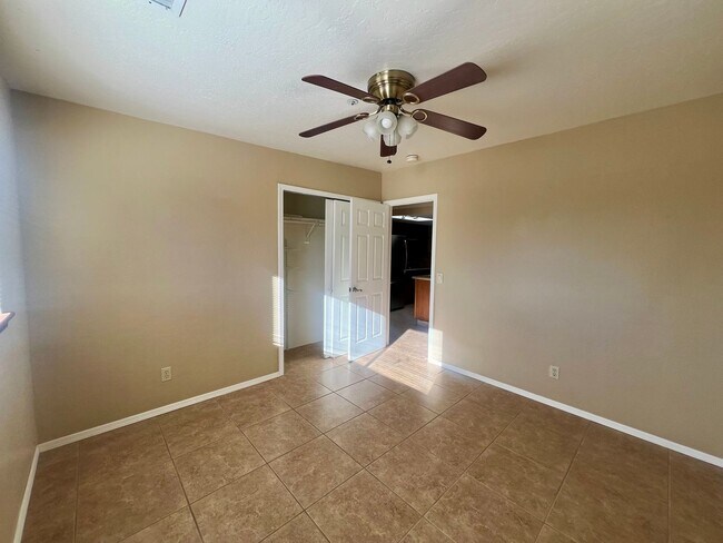 Building Photo - Unfurnished, 1-year long-term rental