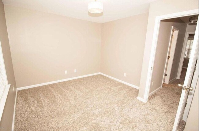 Building Photo - Welcome to Carolina Forest!