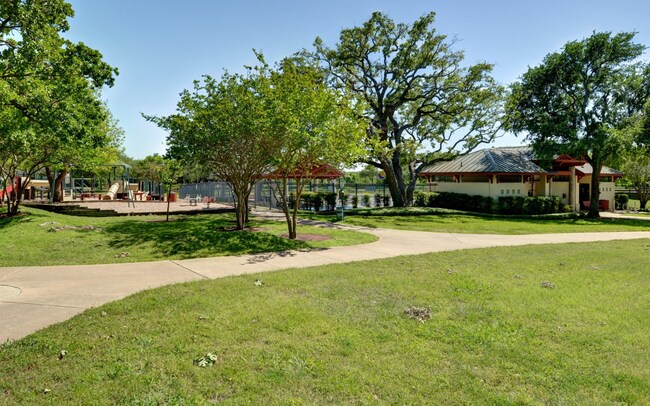 Building Photo - 15224 Calaveras Dr