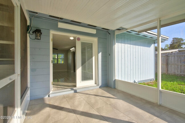 Building Photo - 442 Ameca Ave