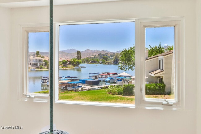 Building Photo - 1208 Westlake Blvd