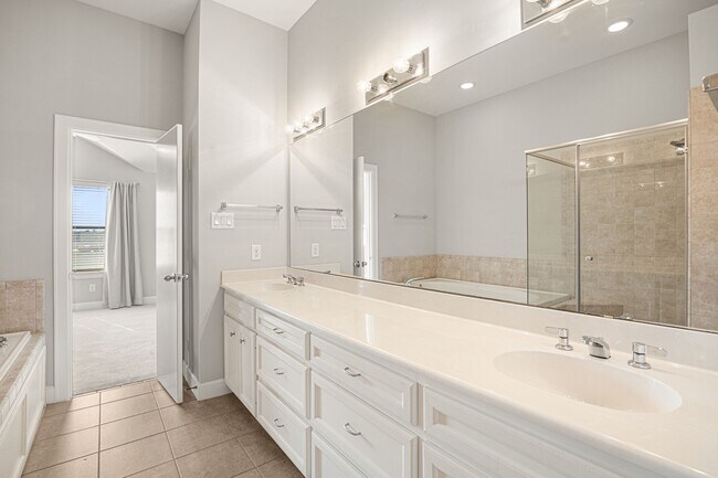 Building Photo - 7650 Springhill St