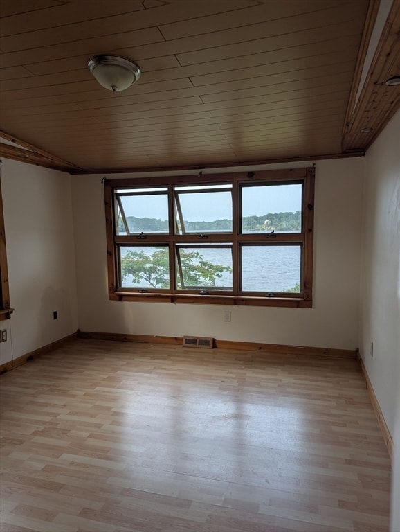 Building Photo - 144 Lake Shore Dr