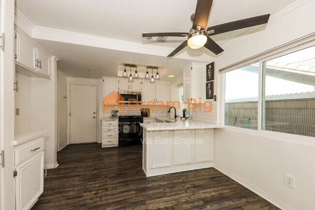 Building Photo - 12025 Weeping Willow Ln