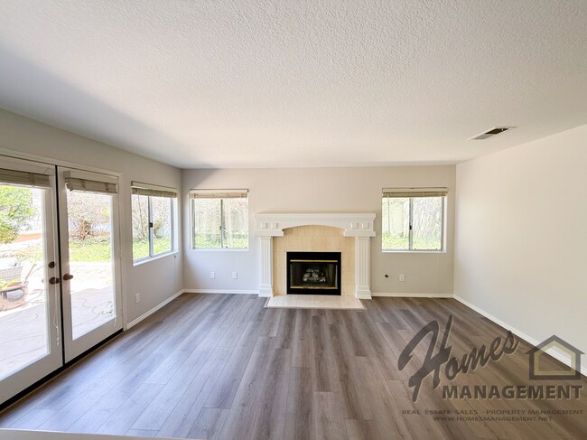 Building Photo - Homes Management - Carlsbad Home with Ocean View