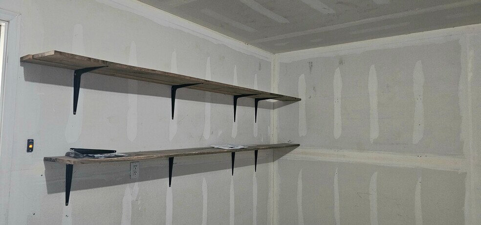Building Photo - 8048 Grove Berry Dr