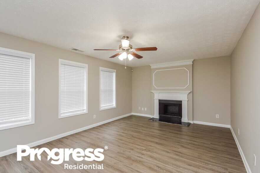 Building Photo - 2540 Tolliver Dr