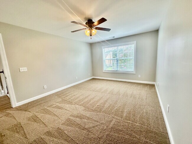 Building Photo - Spacious Four-Bedroom Home with a Bonus Room in Lawton Station!