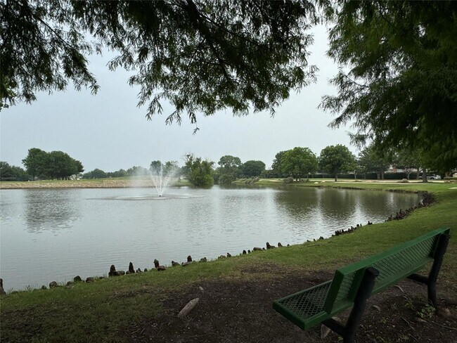 Building Photo - 9602 Glenshee Drive