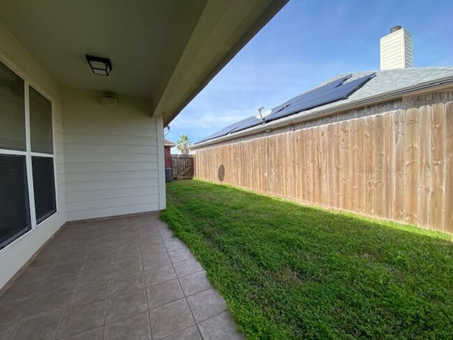 Building Photo - DON'T MISS THIS INCREDIBLE SOUTHSIDE LEASING OPPORTUNITY!