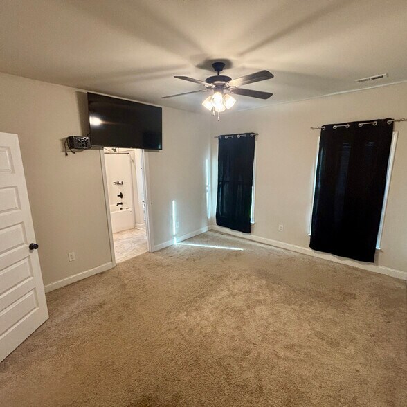 Building Photo - 26170 Kennesaw Rdg Dr