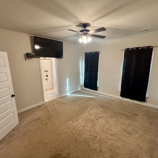 Building Photo - 26170 Kennesaw Rdg Dr