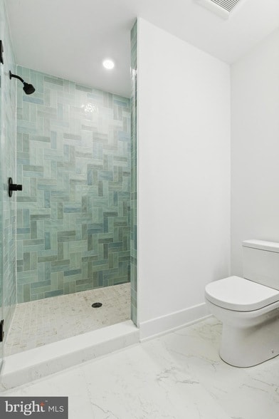 Building Photo - 501 Washington Ln