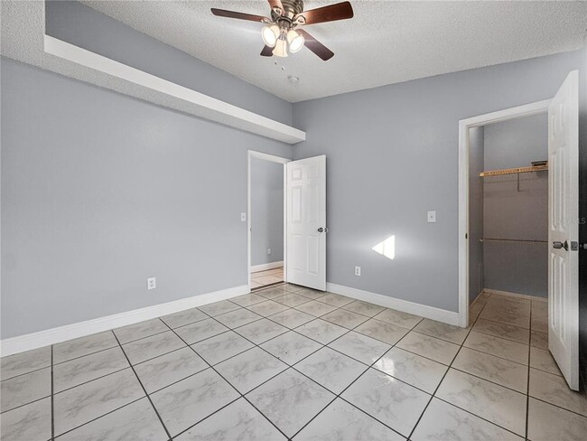 Building Photo - 2905 Colleen Cir