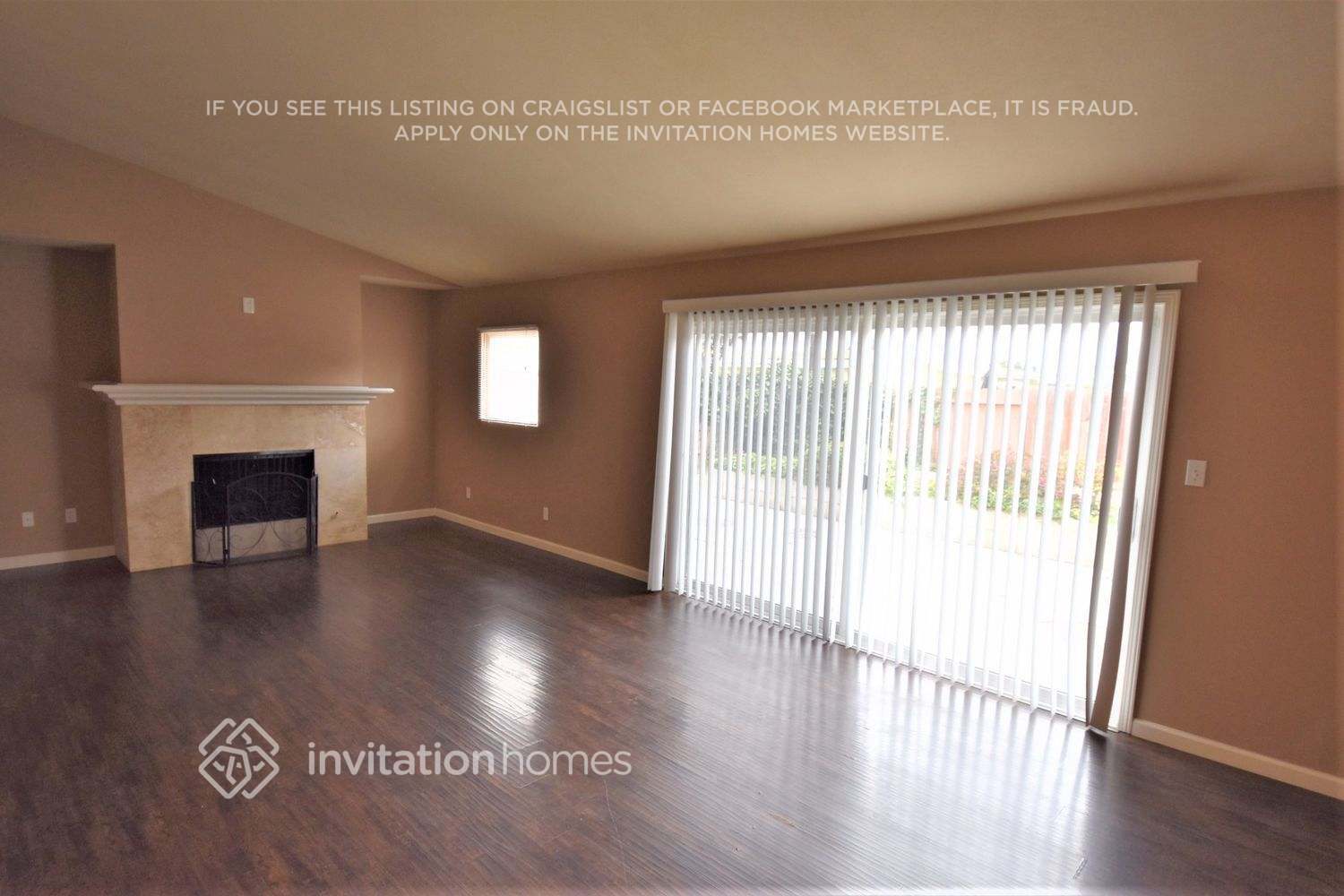 Building Photo - 1701 Claremont Dr