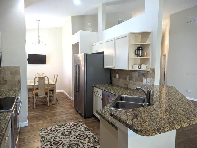 Building Photo - 4115 63rd Terrace E
