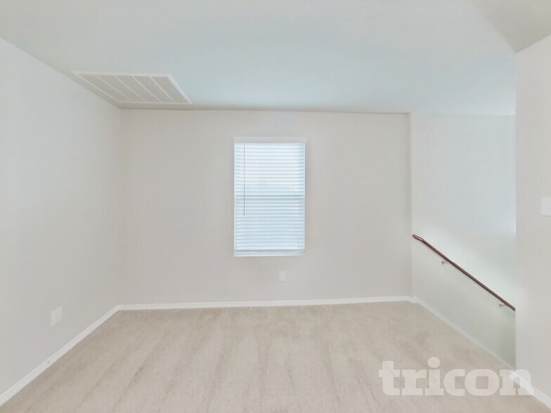 Building Photo - 8902 Lamus Wheel