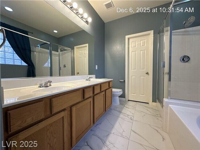 Building Photo - FURNISHED SINGLE STORY LOCATED IN THE HENDERSON AREA!!