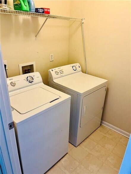 Building Photo - 2787 Glenlocke Way NW