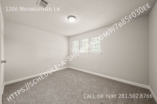 Building Photo - 1206 Mayweather Ln