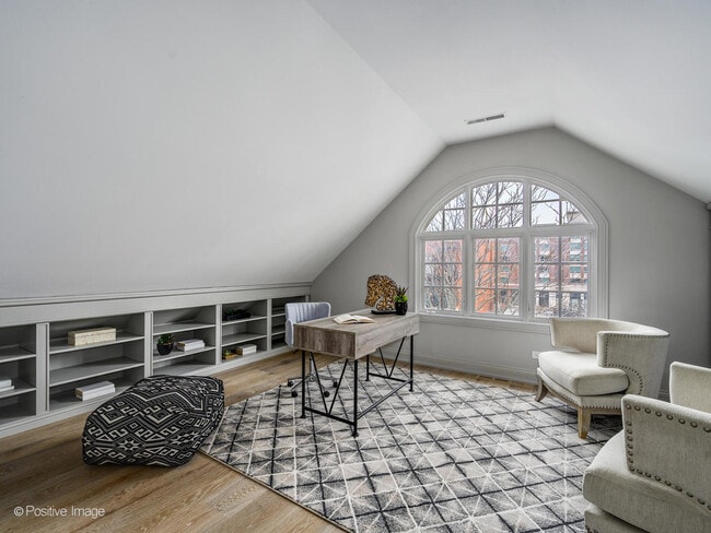 Building Photo - 1143 W Montana St