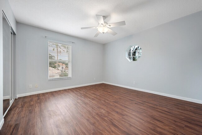 Building Photo - 3190 El Camino Real
