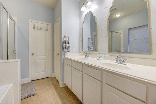 Building Photo - 24934 Crystal Stone Ln