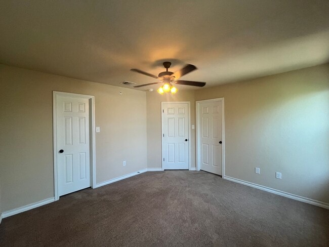 Building Photo - 16824 Dancing Ava