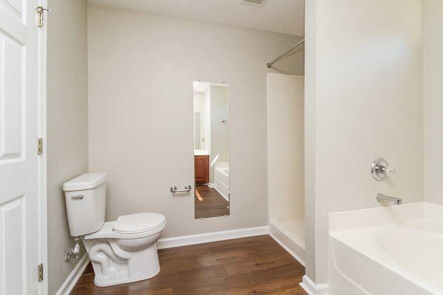 Building Photo - 4124 Pleasant Colony Dr