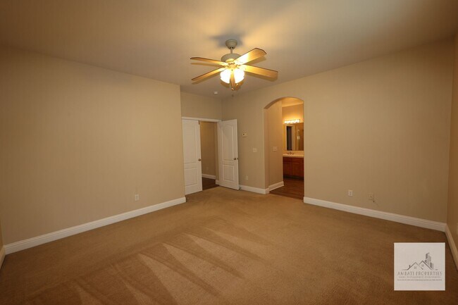 Building Photo - 1845 N Pistachio Ave