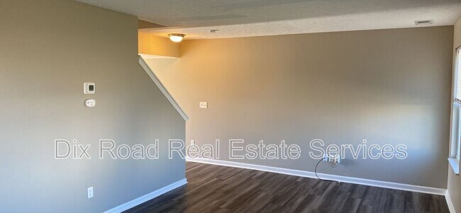 Building Photo - 806 Prescot Cir
