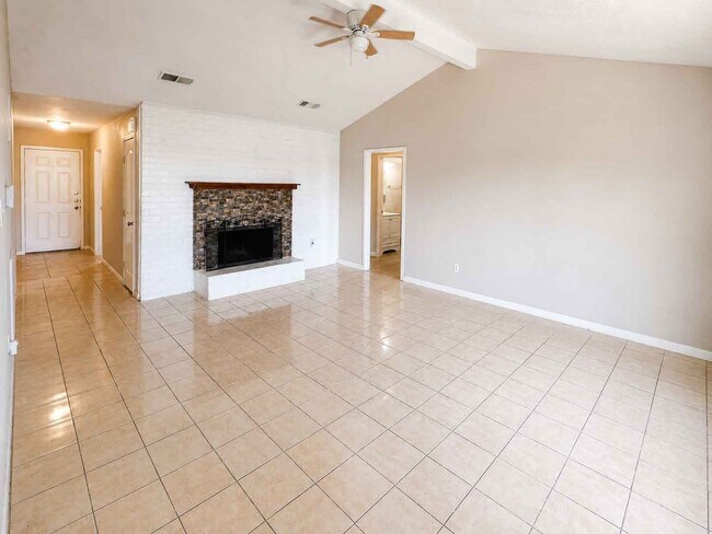 Building Photo - 8607 Sherrywood Dr