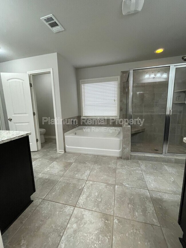 Building Photo - 4540 Tovero Pass