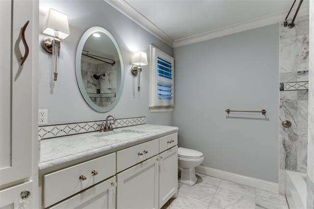 Building Photo - 4108 Coral Cir