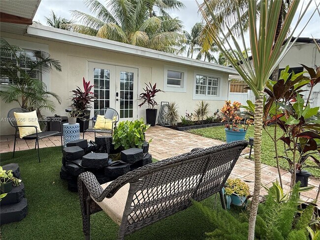 Building Photo - 2524 Key Largo Ln