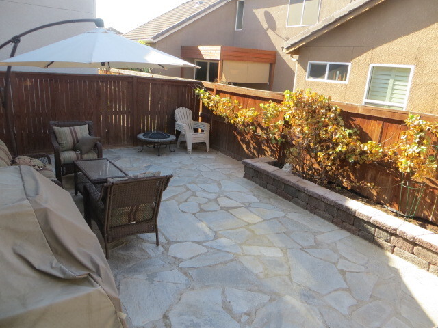 Building Photo - Clovis Gated Lafayette Sq, 2BR+Den/Loft/2....