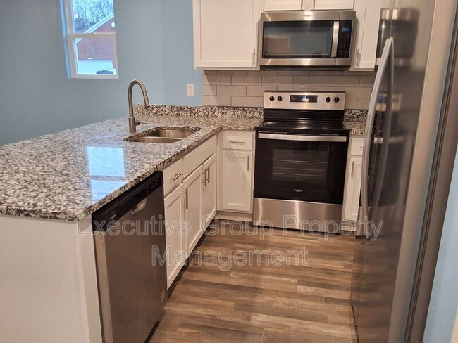 Building Photo - 101 Kestrel Ct