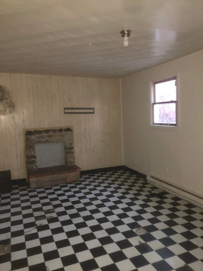 Building Photo - 4024 Prescott Ave