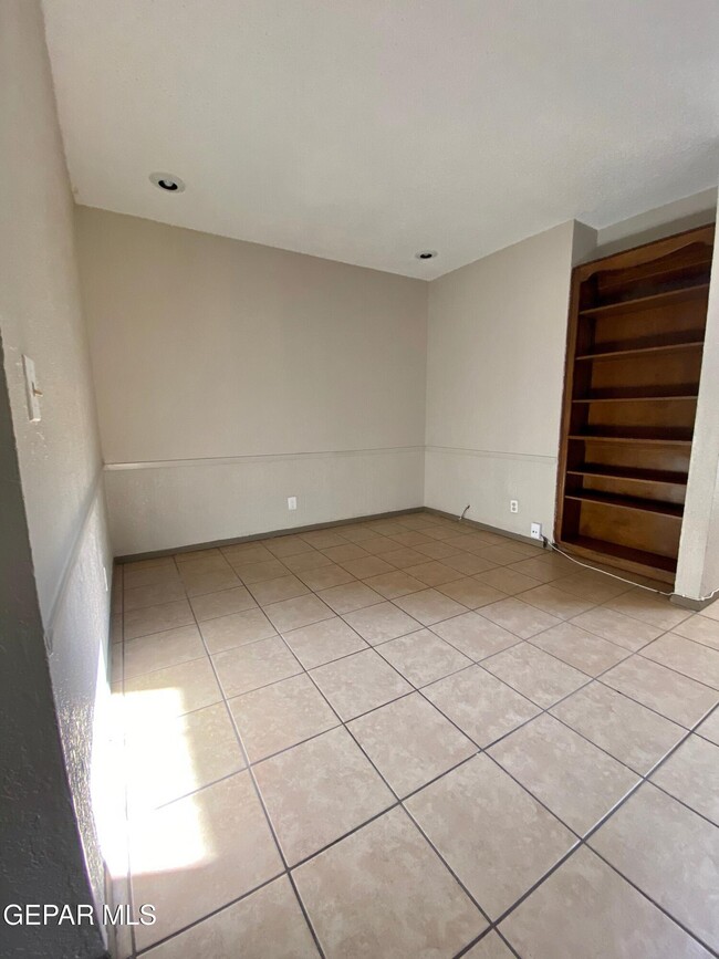 Building Photo - 3225 Isla Banderas Way