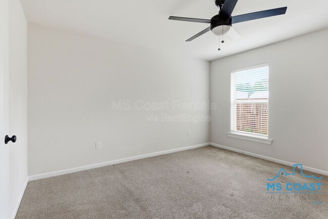 Building Photo - 14320 Southern Ave