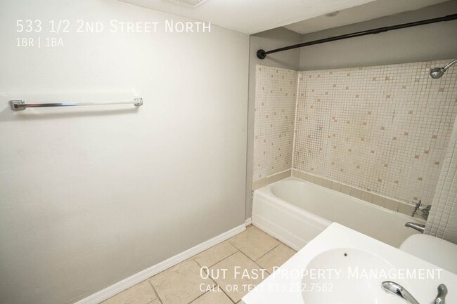Building Photo - 533 1/2 2nd Street North-