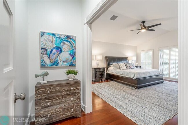 Building Photo - 808 Solar Isle Dr
