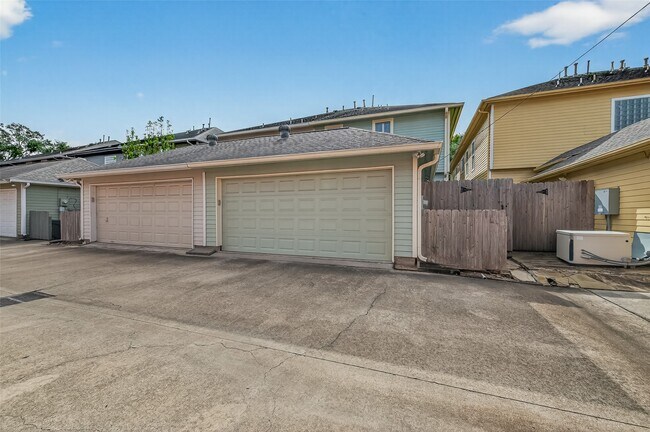 Building Photo - 431 Westmoreland St