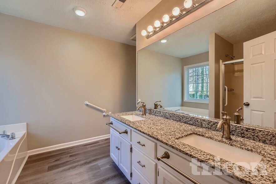 Building Photo - 2702 Cheatham Lake Ct NW